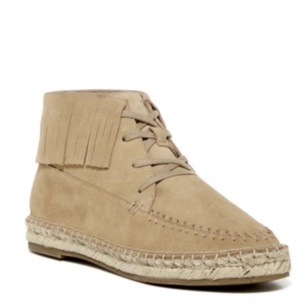 Joie Genevieve Moccasin in Buff